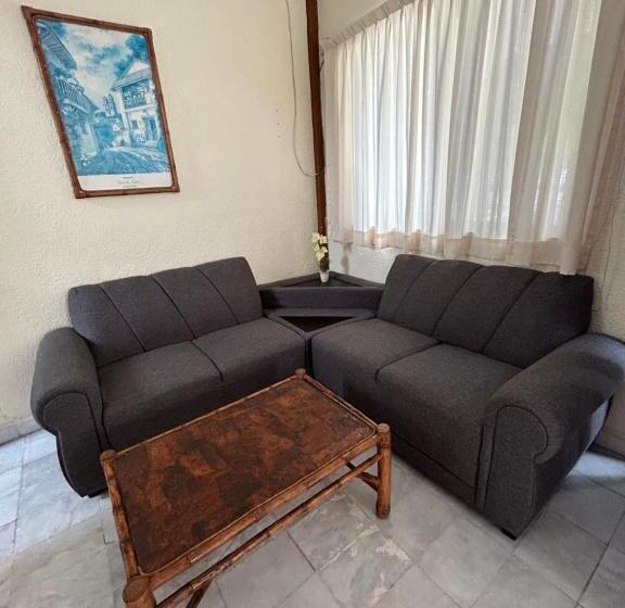 بنسيون Villa Diamante