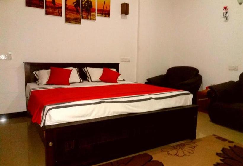 بنسيون Weligama Watergate