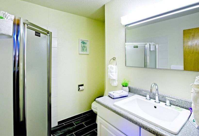 Sitzmark Sports Lodge