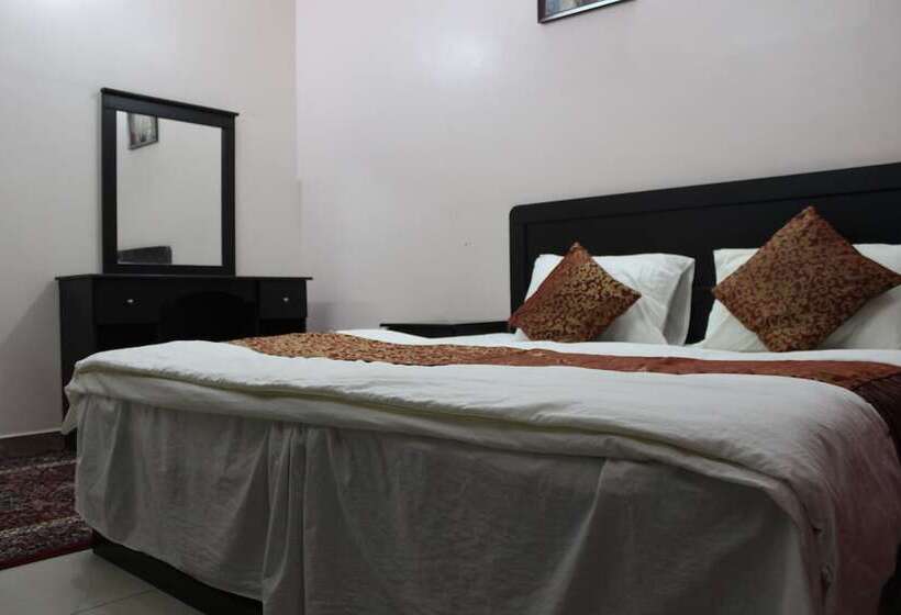 Al Eairy Furnished Apartments Al Baha 2