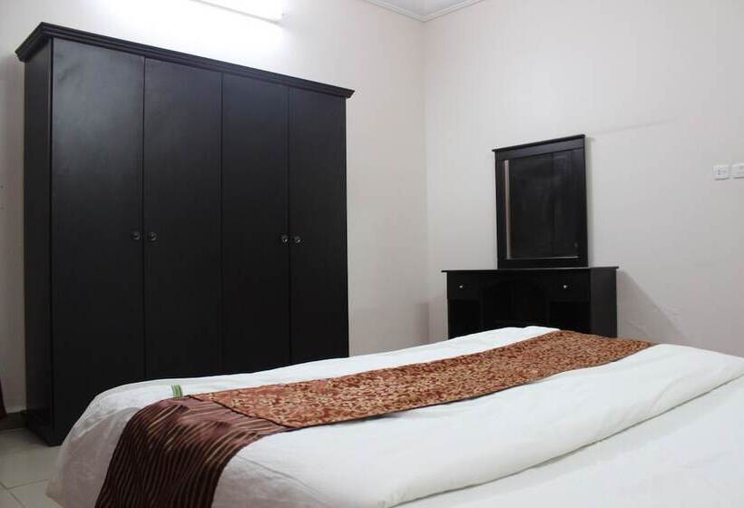 Al Eairy Furnished Apartments Al Baha 2