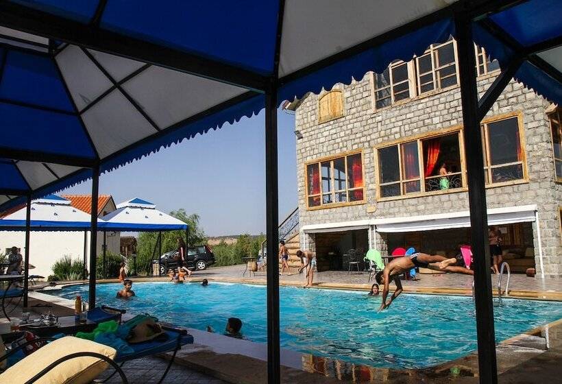 هاستل La Pommeraie D Ifrane