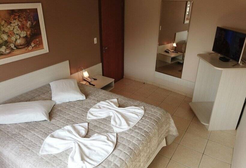 Center Hotel Cambará