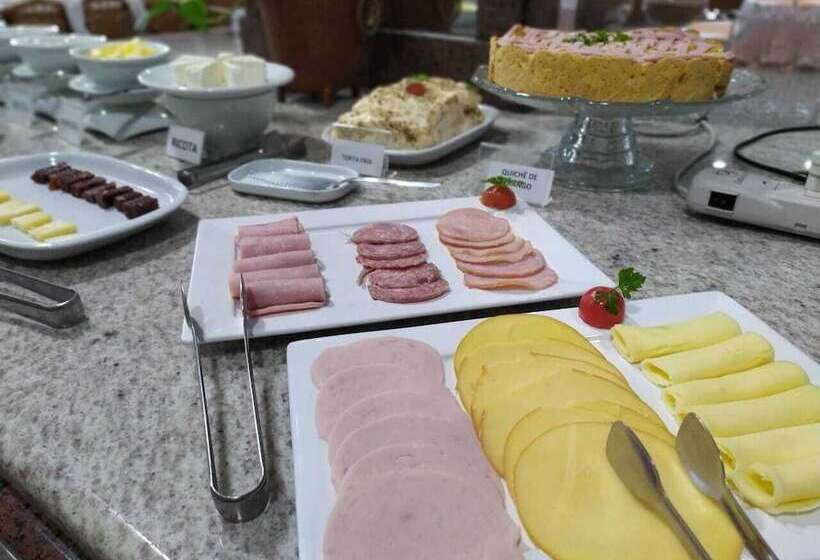 Center Hotel Cambará