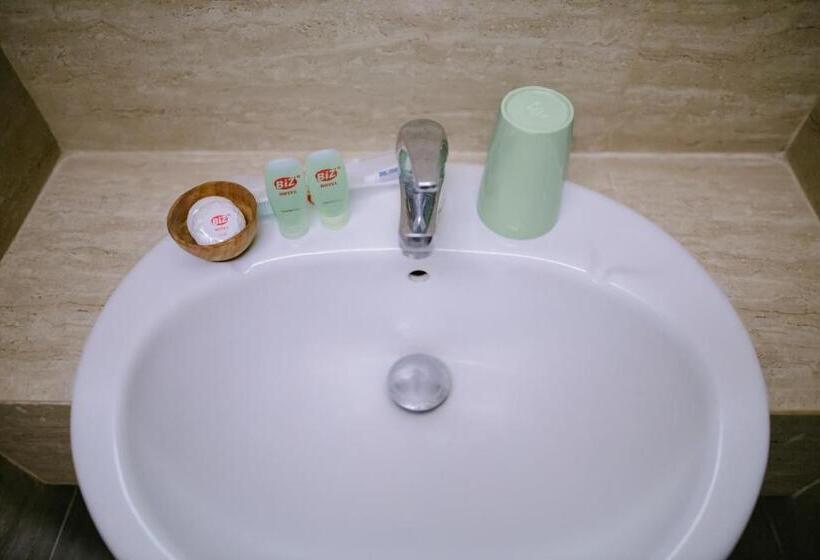 Biz Hotel City Center