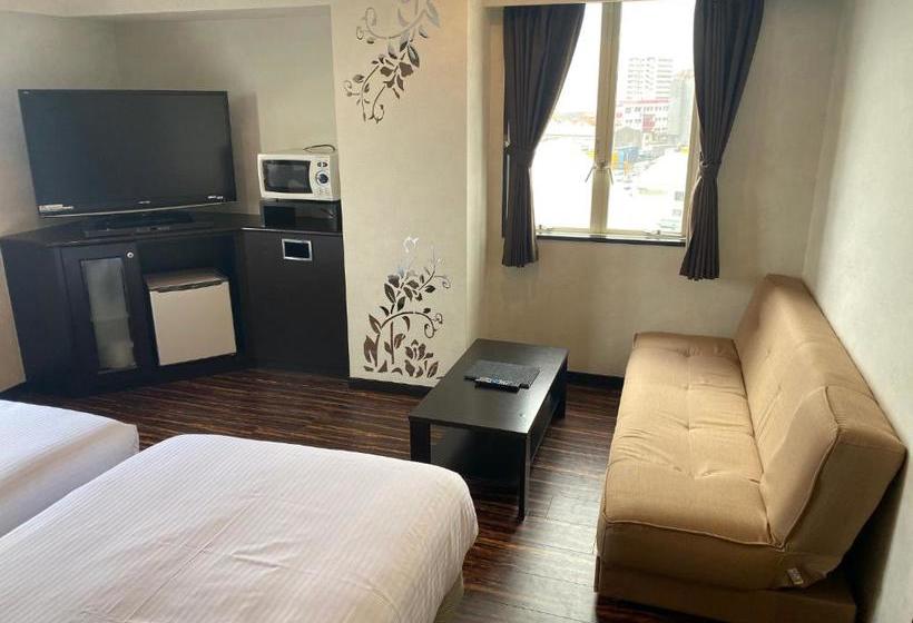 בית מלון כפרי Ginowan Crystal