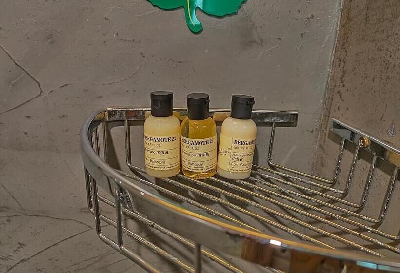 فندق Inside House Shaoxing