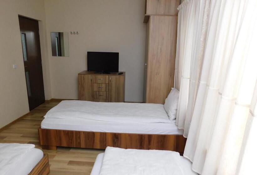 酒店 Pensiunea Agroturistica Havanna