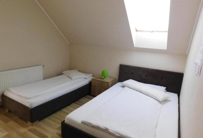 酒店 Pensiunea Agroturistica Havanna