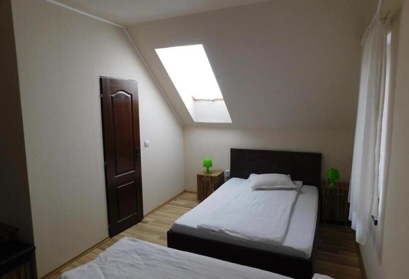 酒店 Pensiunea Agroturistica Havanna