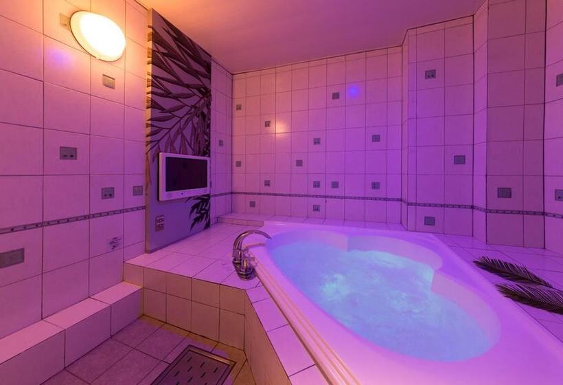 فندق Plant Garden Resort