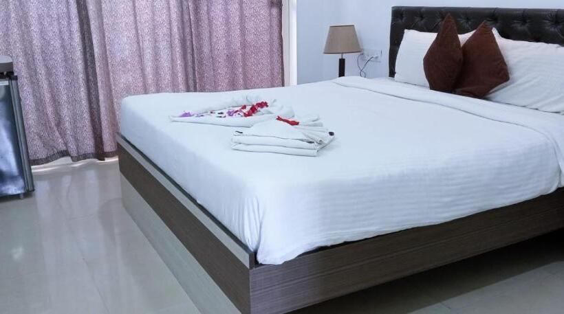 فندق Sal Riviera