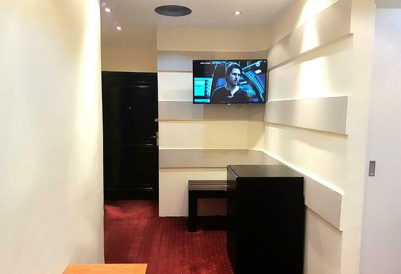 Latheqiya Palace Hotel Suites