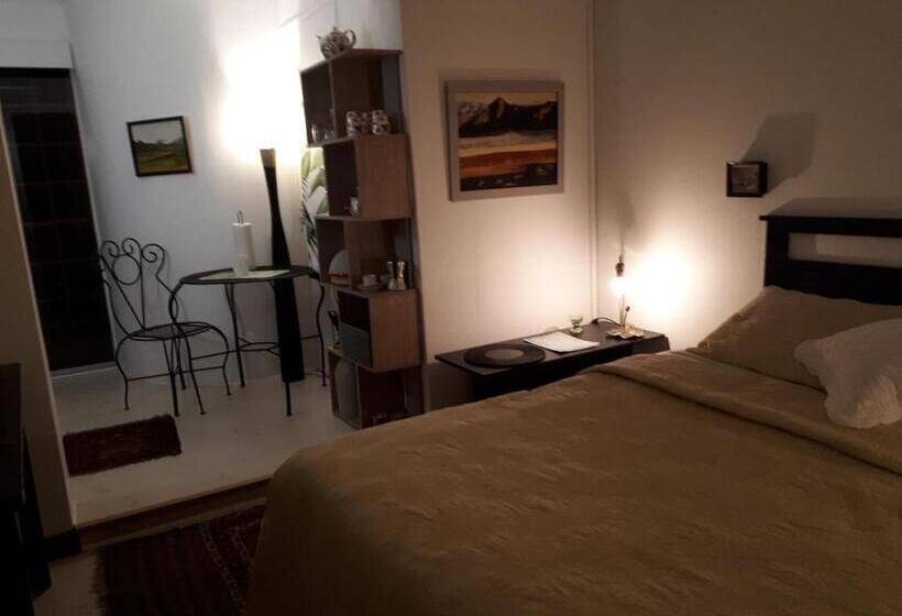 פנסיון A La Fugue