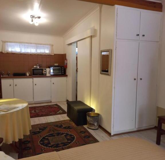 פנסיון A La Fugue