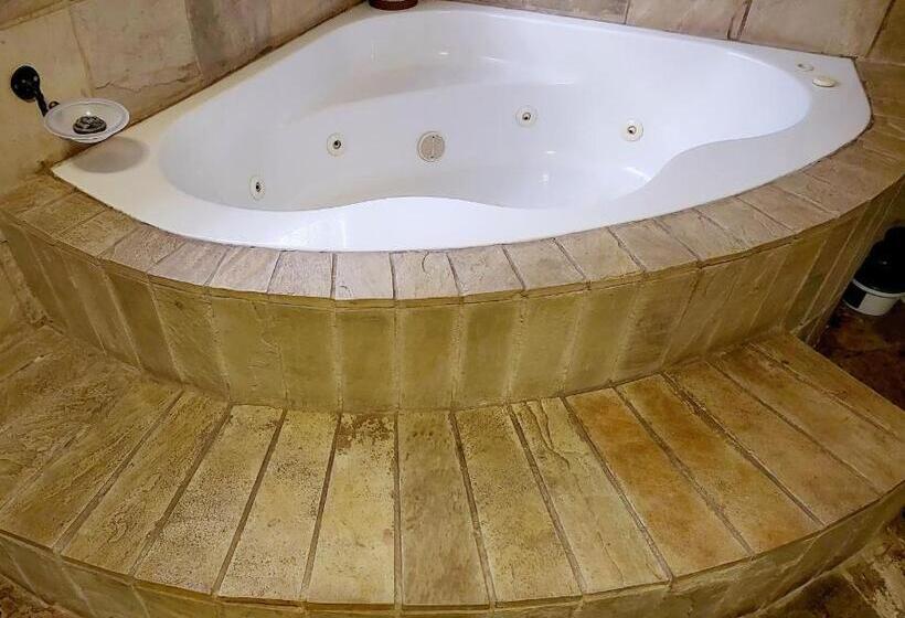 بنسيون Adorable Designs