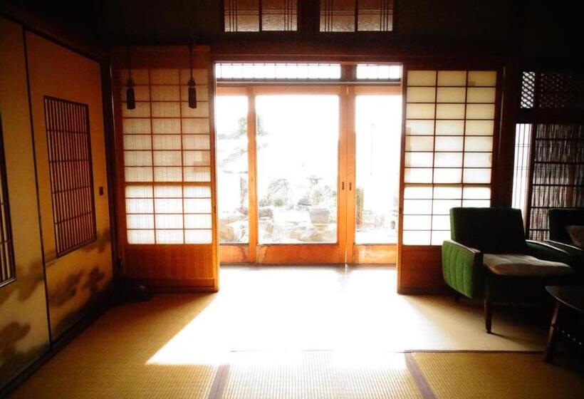 ペンション Guest House Toranjyo Lit