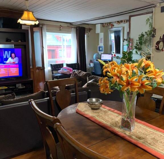 بنسيون Hospedaje Familiar Glady S House