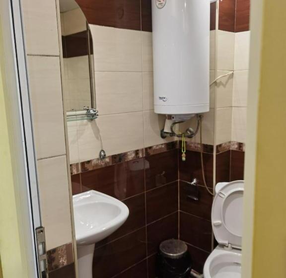 بنسيون House For Guests And Friends