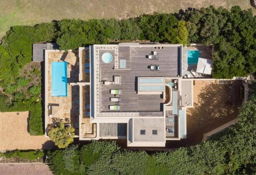 پانسیون Lodge On The Bay