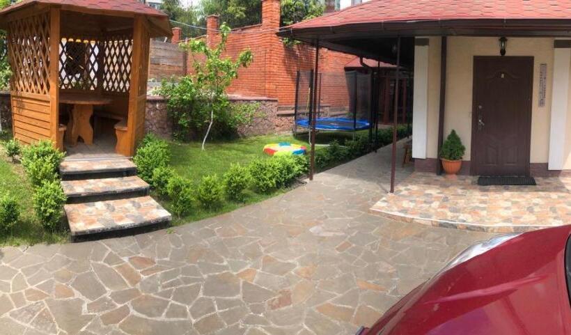 پانسیون Magnolia Truskavets