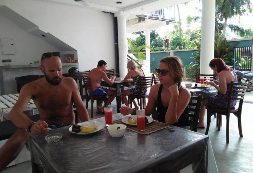 بنسيون Meritha