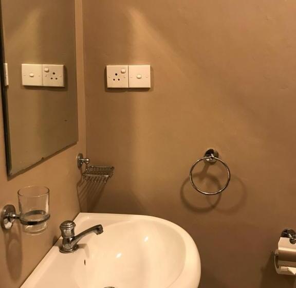 بنسيون Meritha