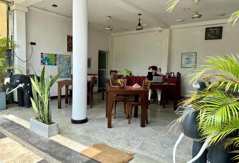 بنسيون Meritha