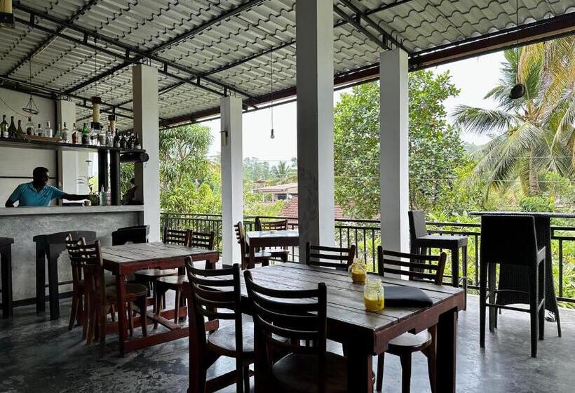 بنسيون Meritha