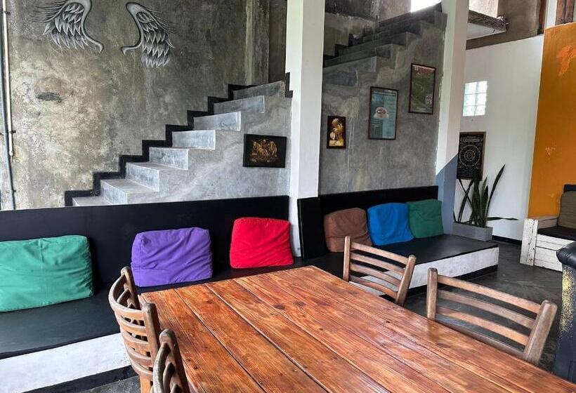 بنسيون Meritha