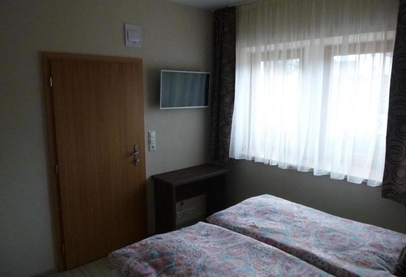 פנסיון Pikolo   Izby Na Prenájom