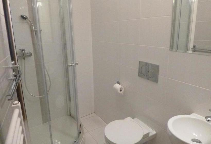 פנסיון Pikolo   Izby Na Prenájom