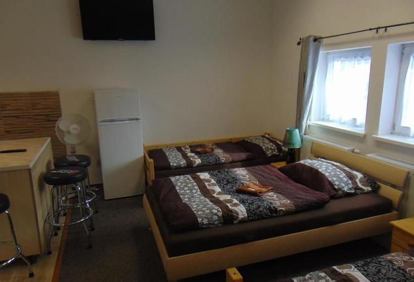 بنسيون Penzion V Ráji