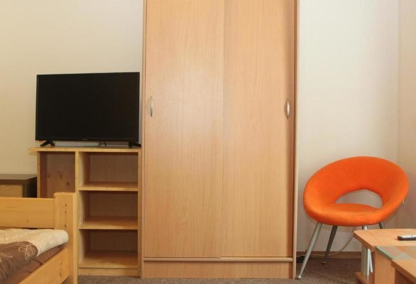 بنسيون Penzion V Ráji