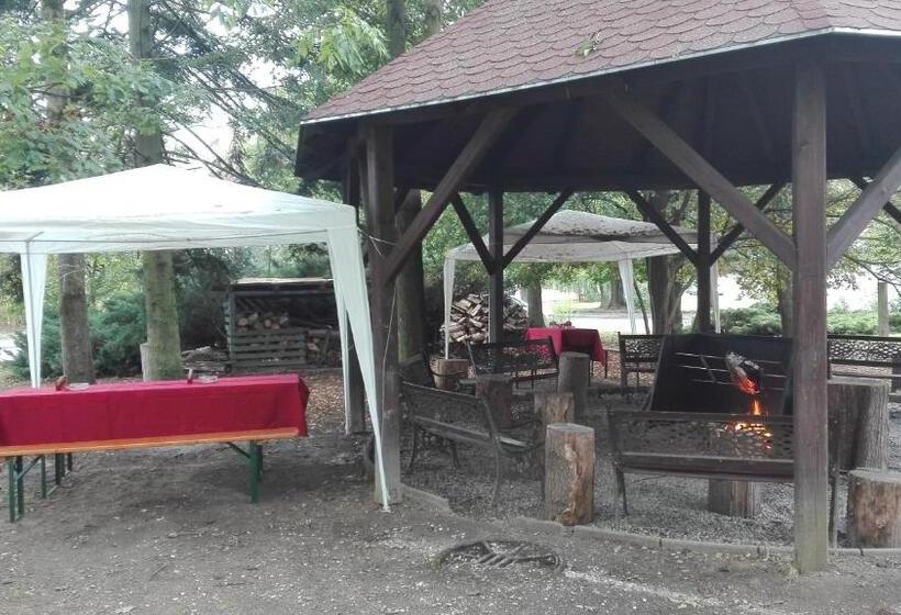 بنسيون Penzion V Ráji