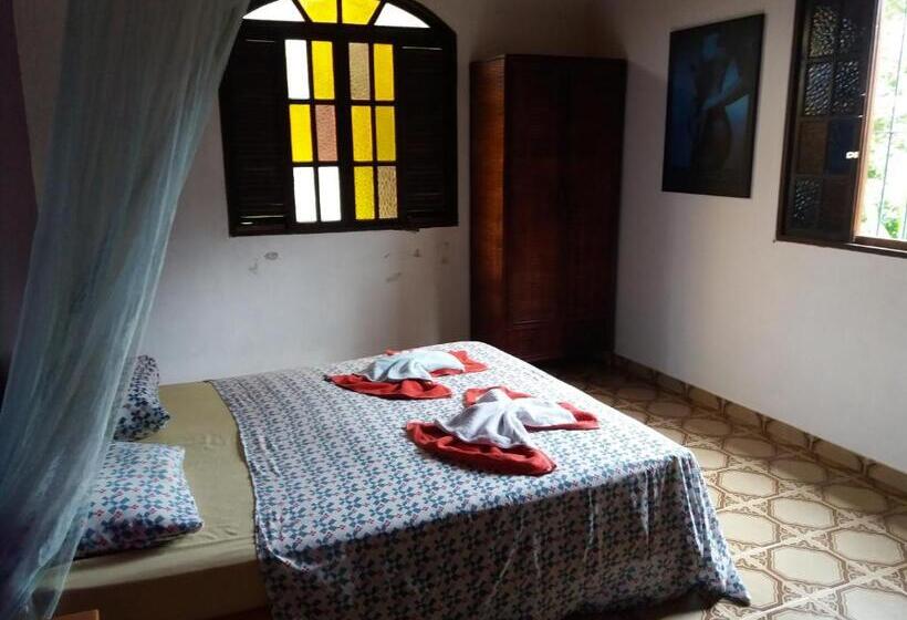 膳宿费 Sitiopousada.  Os Tres