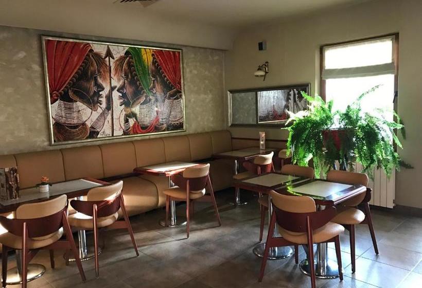 膳宿费 Villa Brussels