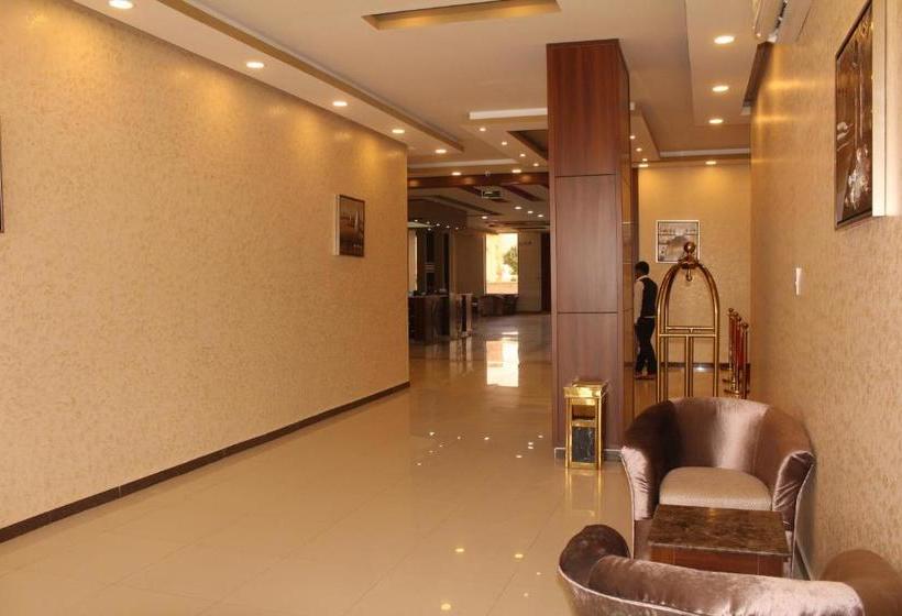 Clouds And Stars Aparthotel 2