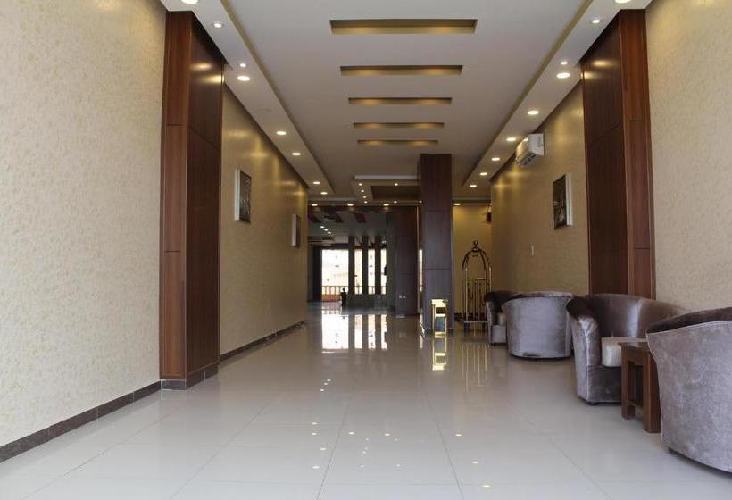 Clouds And Stars Aparthotel 2