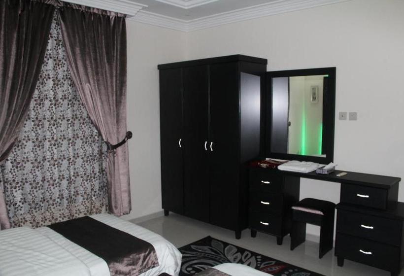 Clouds And Stars Aparthotel 2