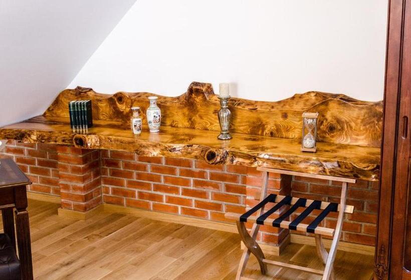 بنسيون Cetatea Medievala