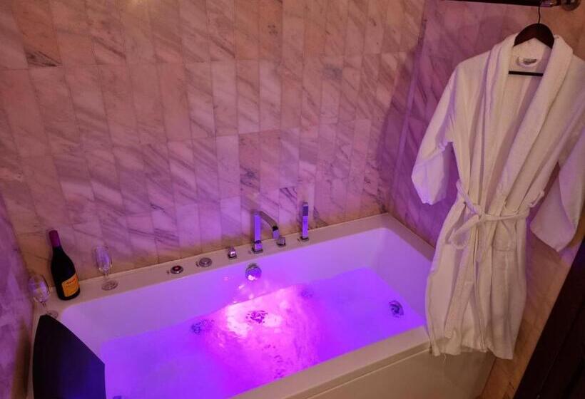 بنسيون Cetatea Medievala