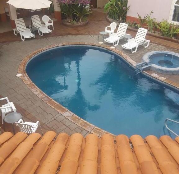 پانسیون Coco Cabañas And Casitas Vacation Rentals