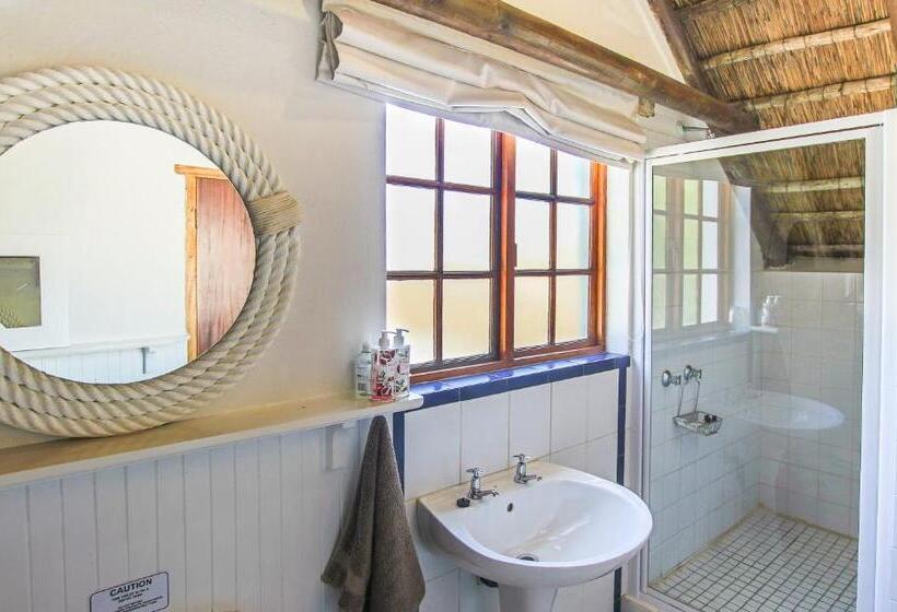 פנסיון Cottage On College