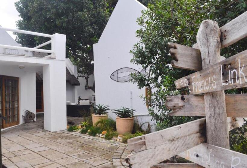 פנסיון Cottage On College