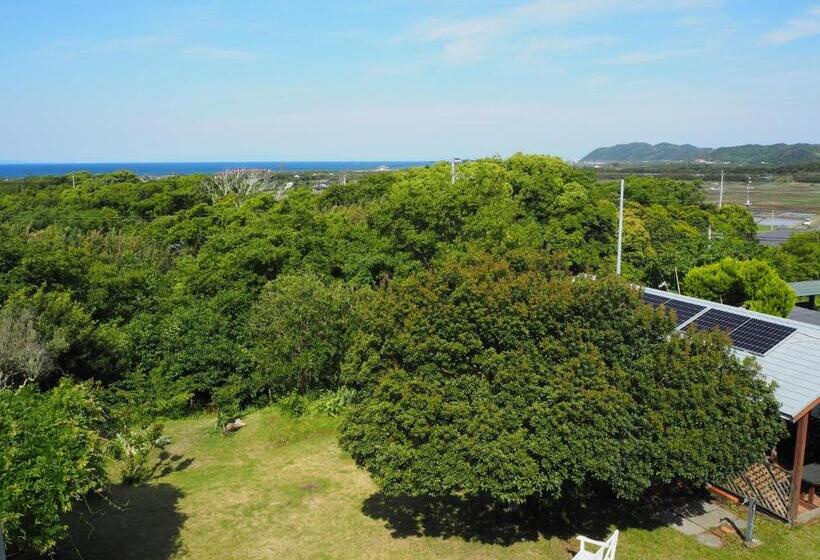 펜션 Hillside Inn Sirocco