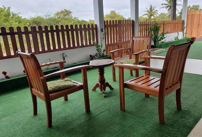 פנסיון Hostal Punta Arena