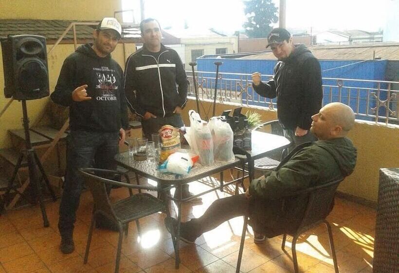 פנסיון Hostel Del Prado