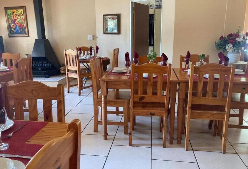 פנסיון Jungnickel Guesthouse