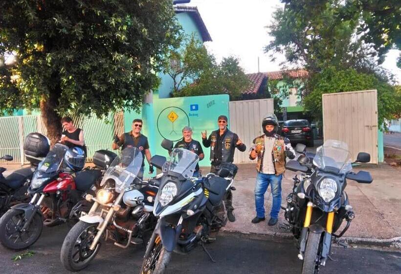 פנסיון Pousada 4 Cantos